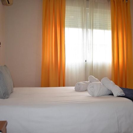 Hotel El Ancla Villanueva de la Canada Bagian luar foto
